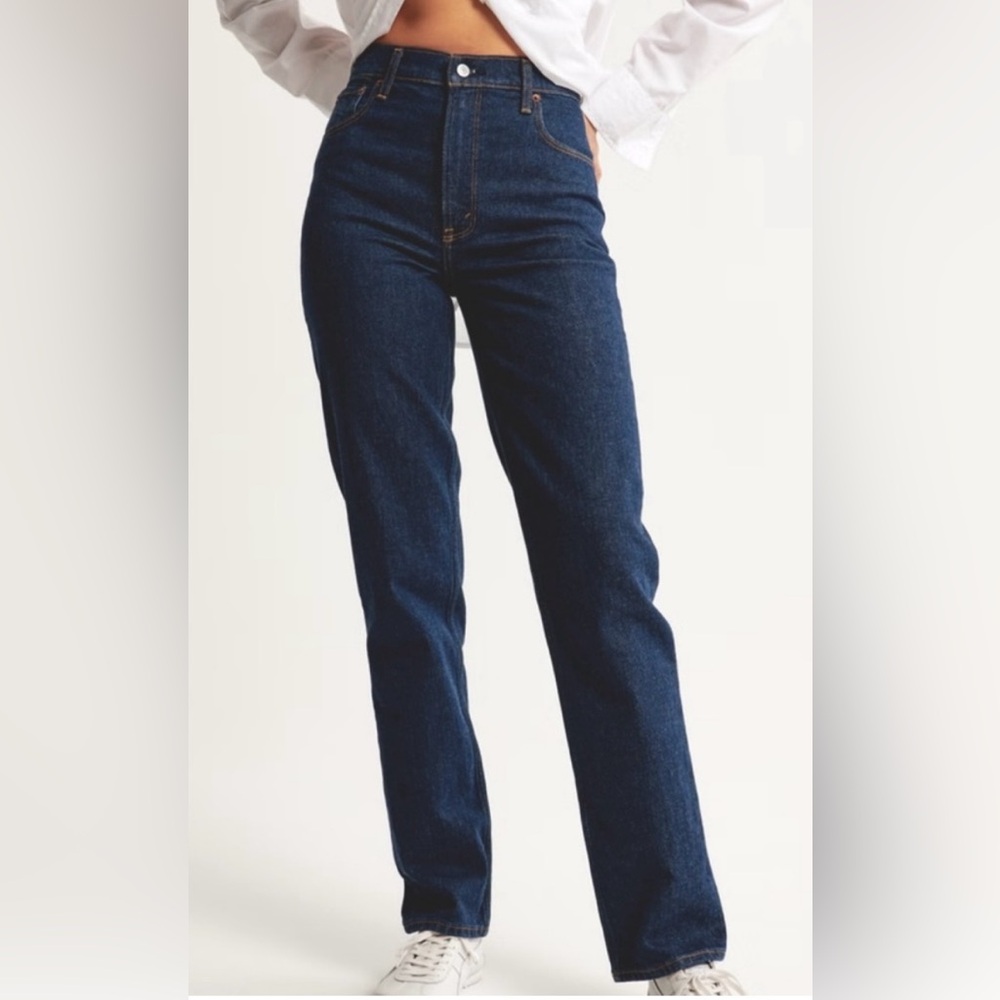 NWT Abercrombie & Fitch Curve Love Ultra High Rise Slim Straight Jean | Sz 32 R